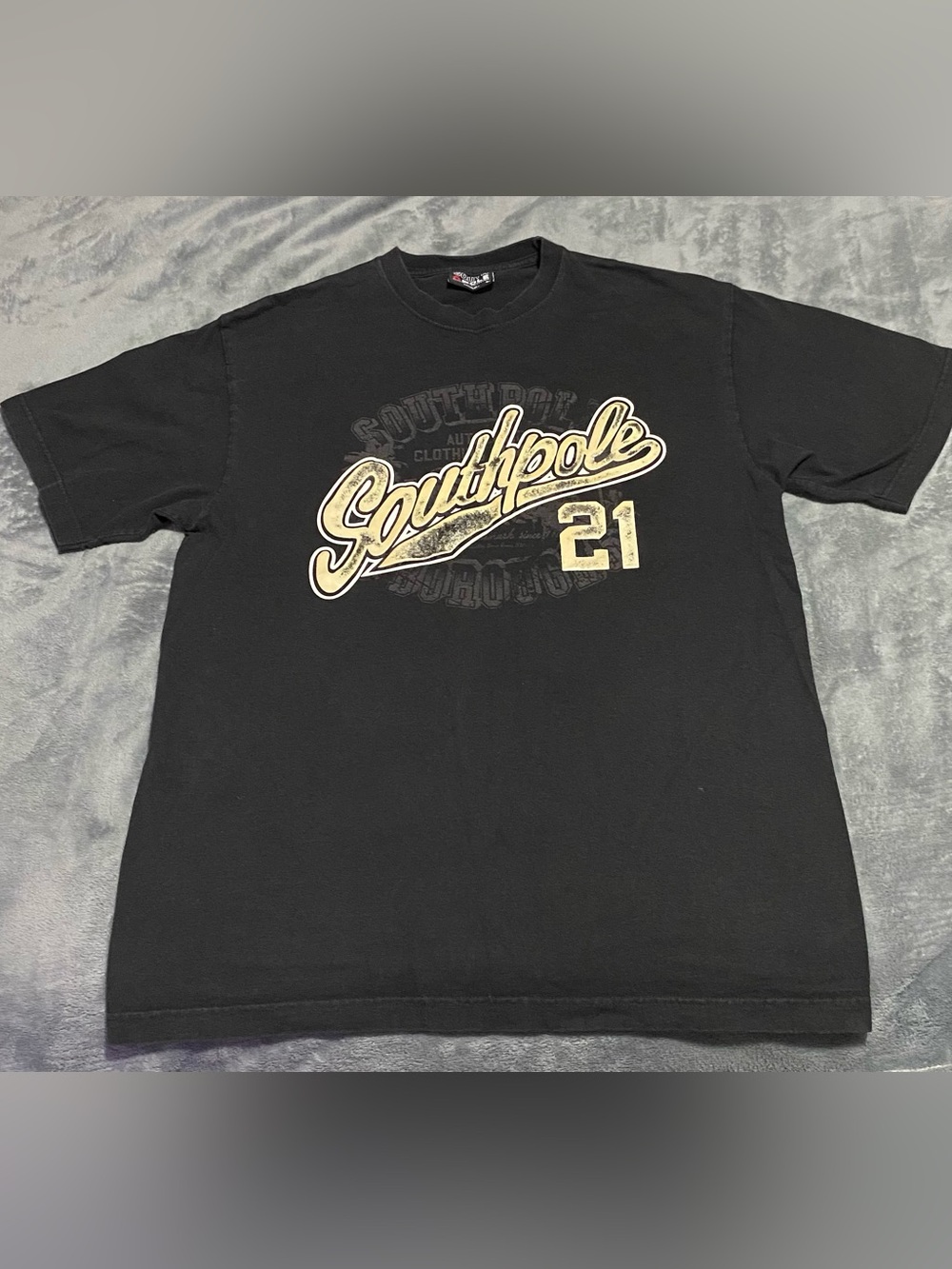 South Pole Black Short-Sleeve Tee with Cream Graphic 21